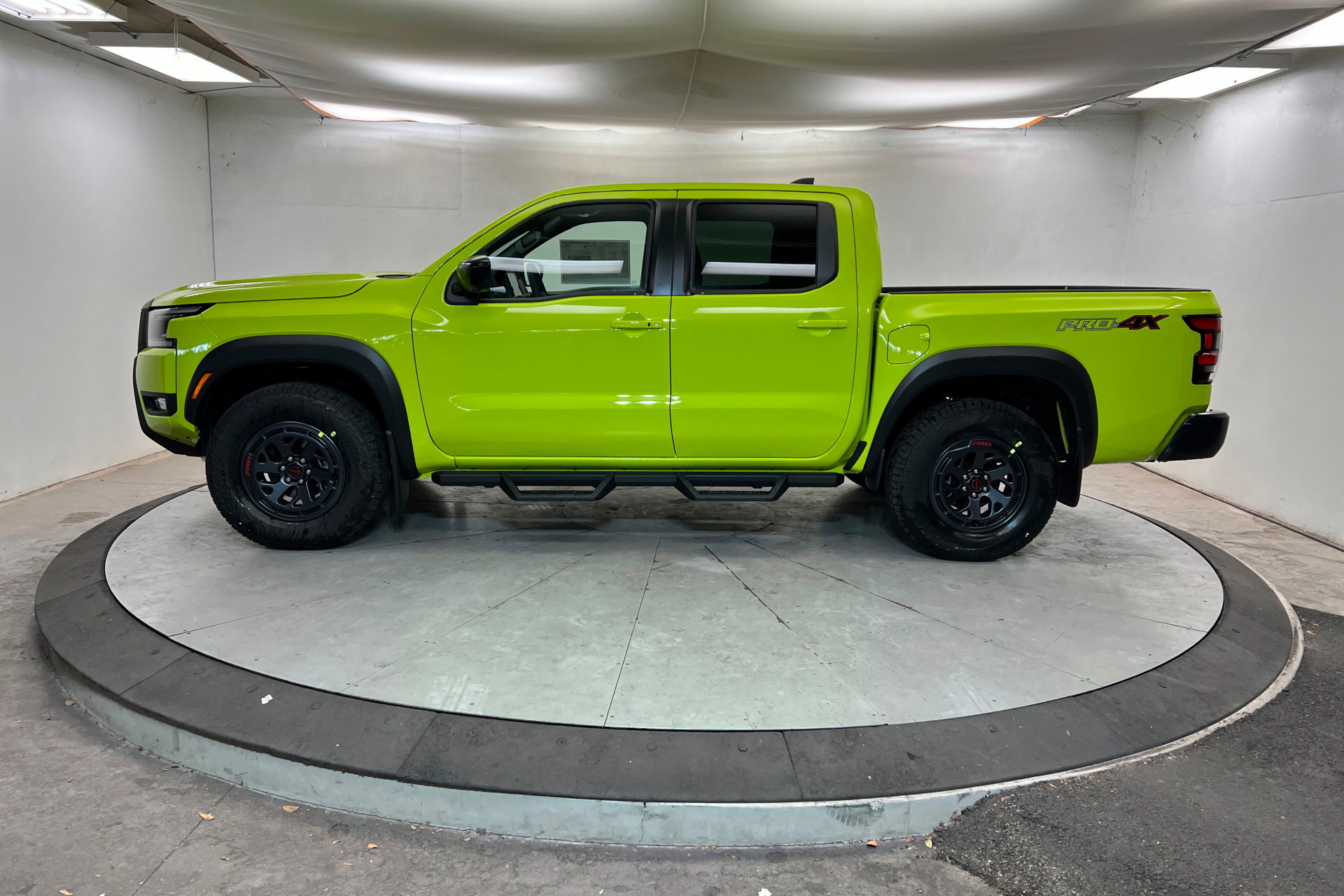 New 2026 Nissan Frontier PRO-4X image 2