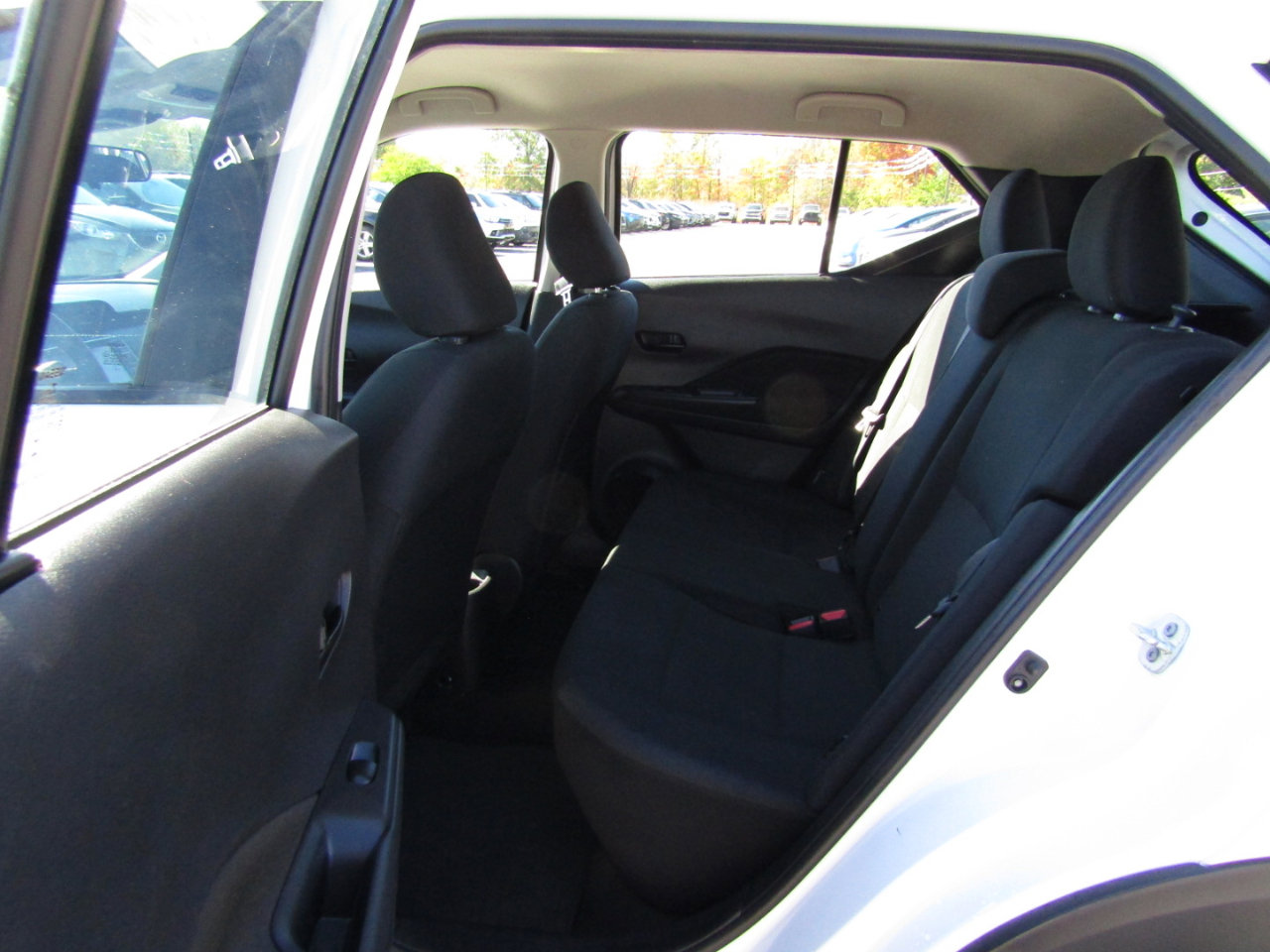 Used 2023 Nissan Kicks S image 19