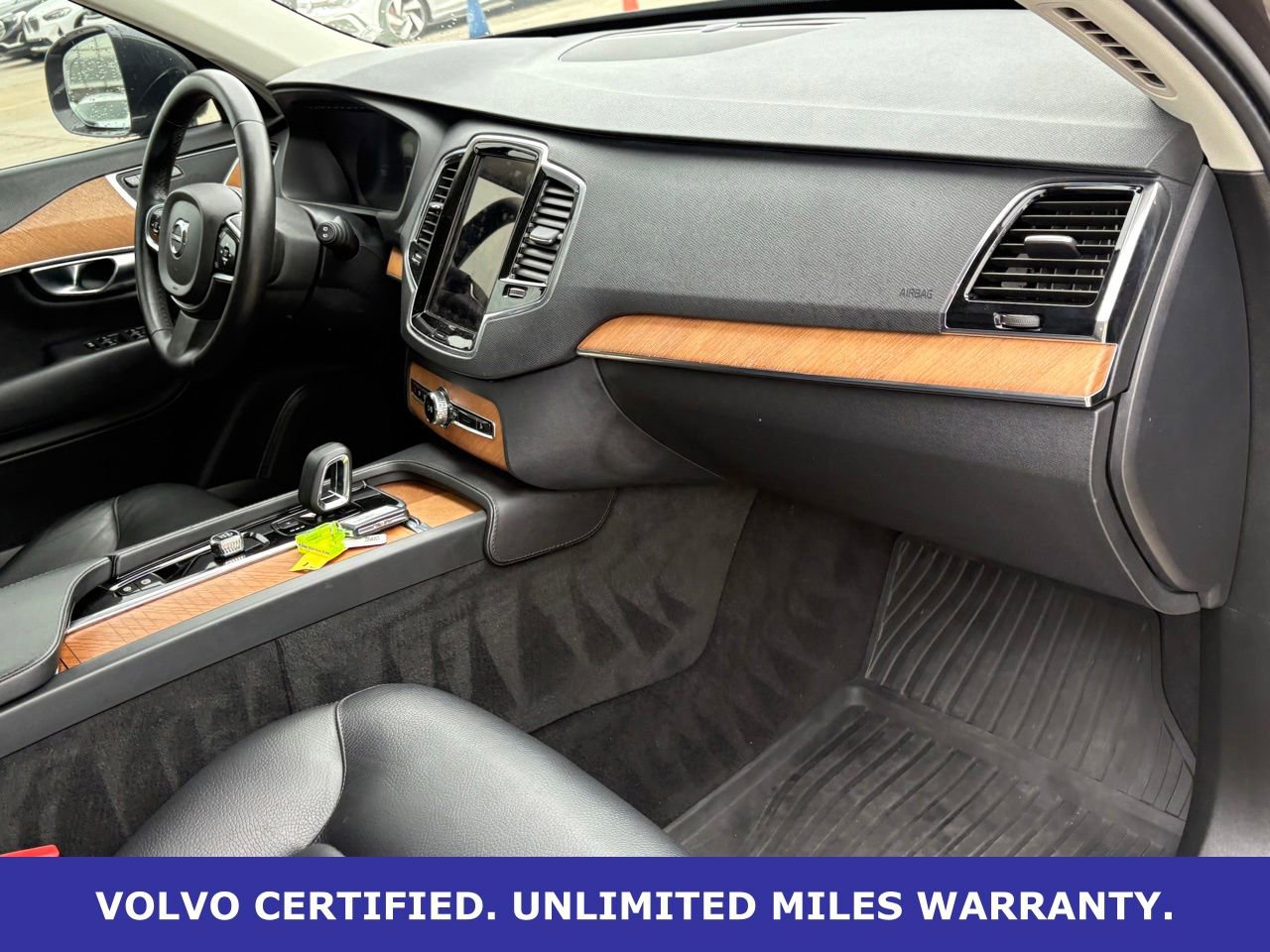 Certified 2024 Volvo XC90 B5 Plus w/ Protection Package Premier AWD/4WD image 36