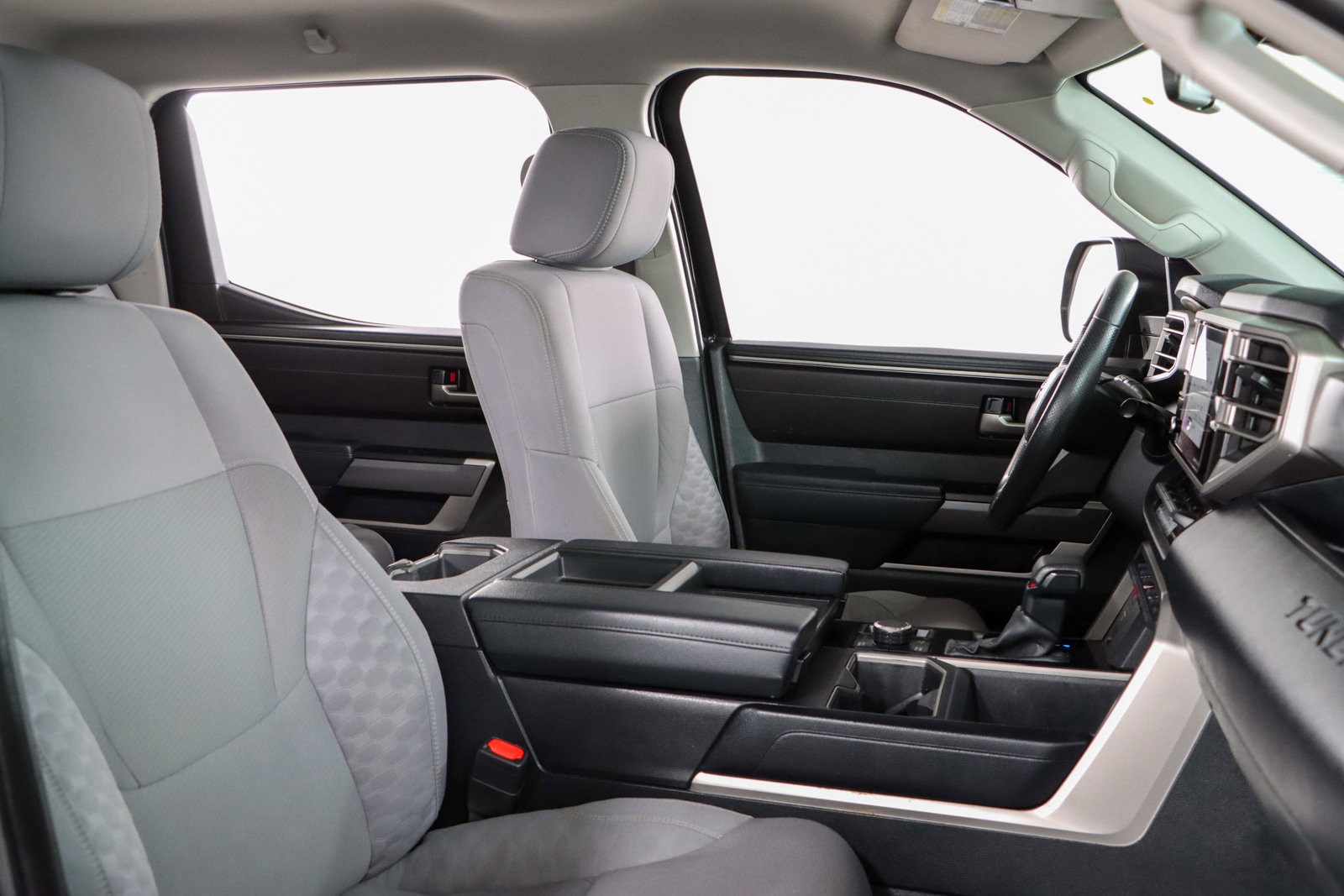Used 2023 Toyota Tundra SR5 w/ TRD Off-Road Package image 27