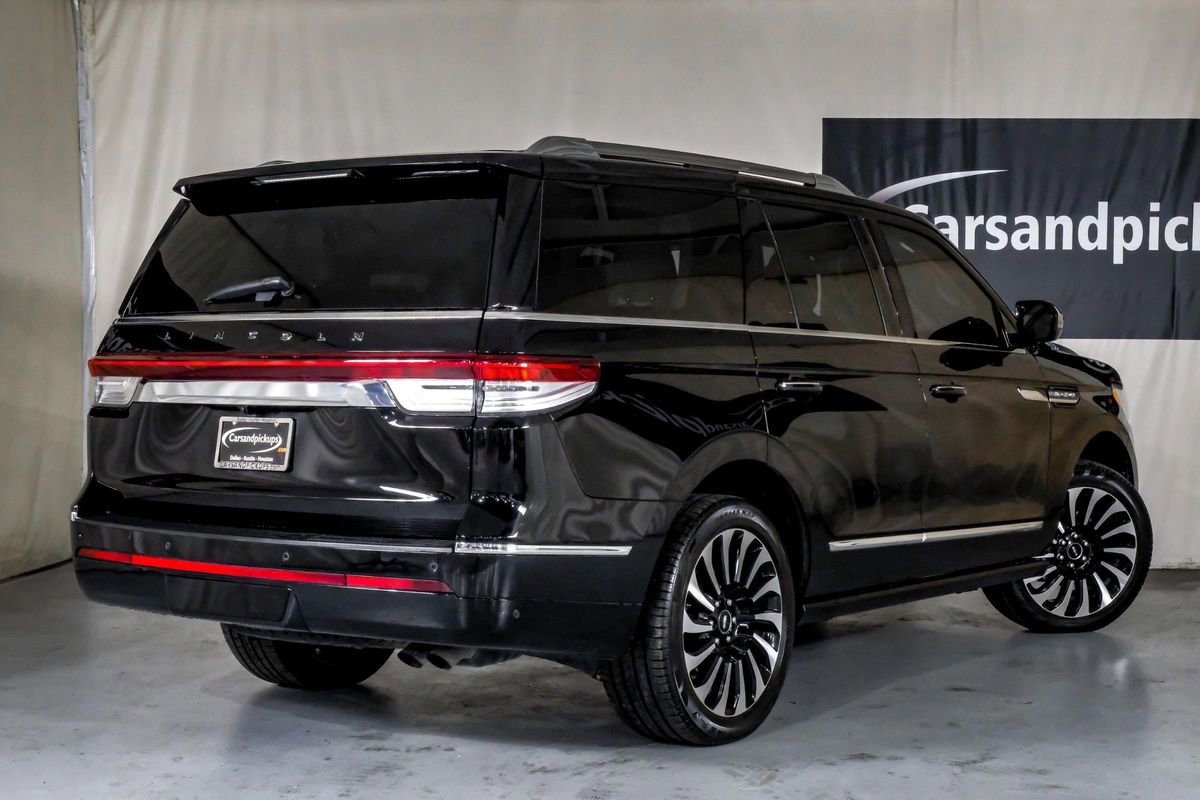 Used 2022 Lincoln Navigator Black Label image 8