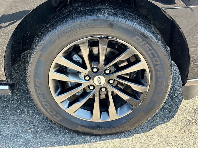 Used 2019 Ford Expedition Limited image 12