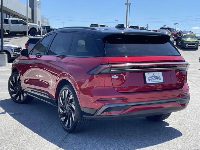 Used 2024 Lincoln Nautilus Reserve w/ Equipment Group 202A AWD/4WD image 4