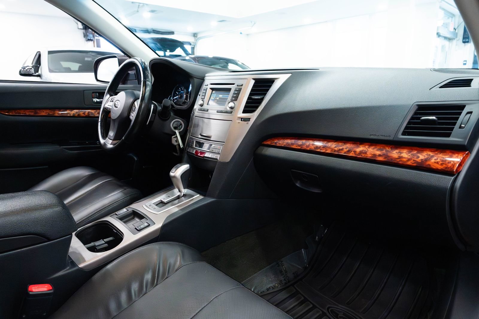 Used 2012 Subaru Outback 2.5i Limited w/ Moonroof Pkg image 26