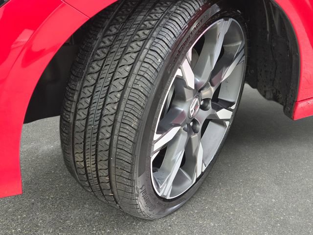 Used 2025 Honda Civic Sport image 32