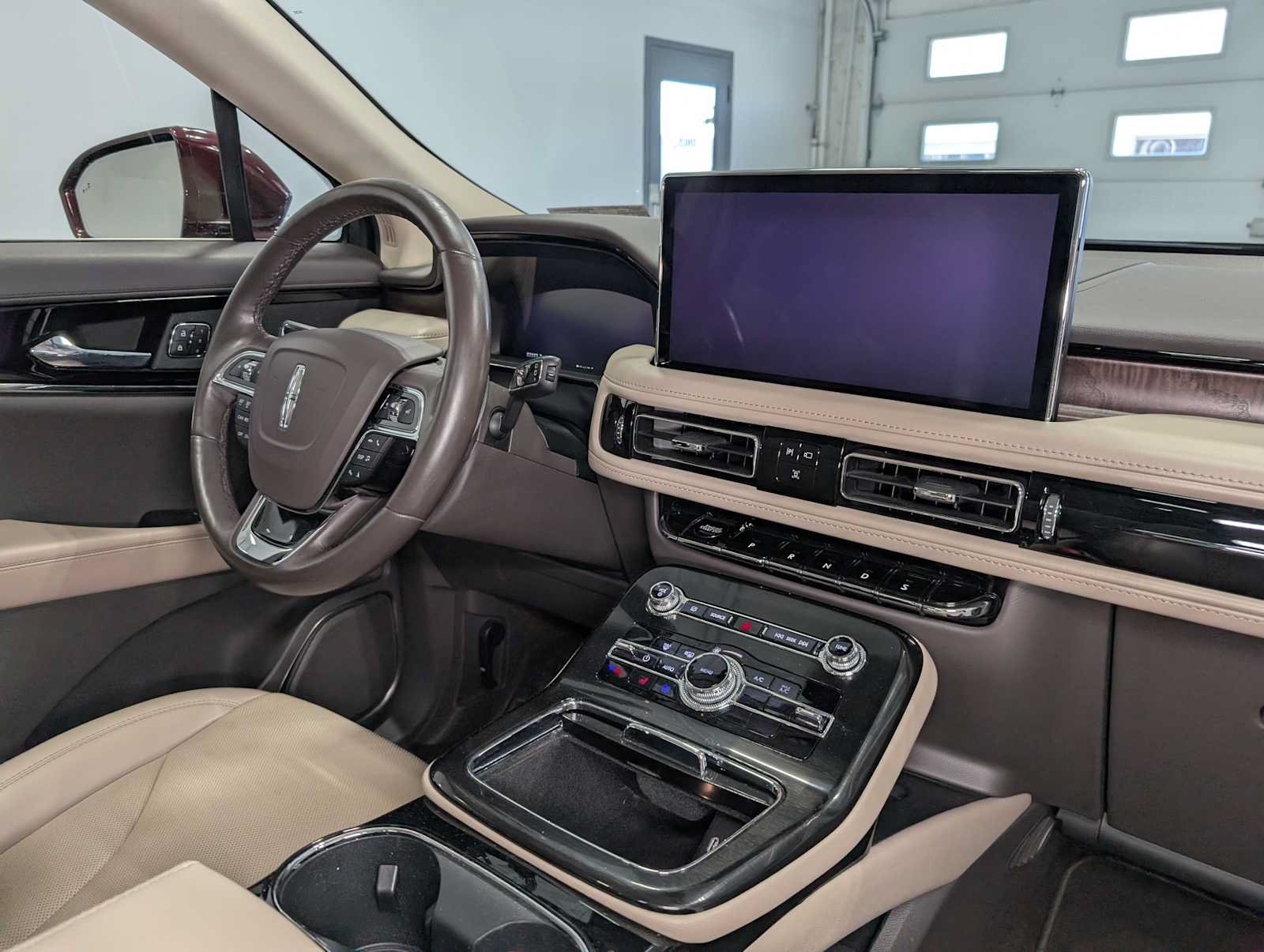 Certified 2022 Lincoln Nautilus Reserve w/ Class II Trailer Tow Package AWD/4WD image 42