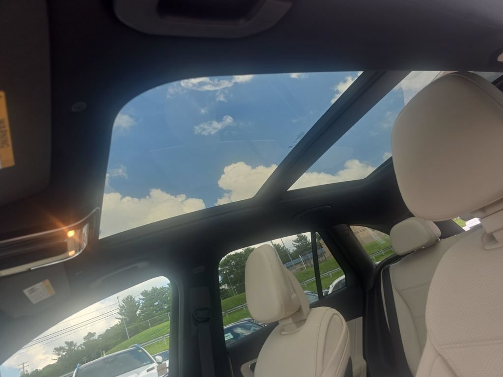 New 2026 Mercedes-Benz GLC 300 4MATIC image 21