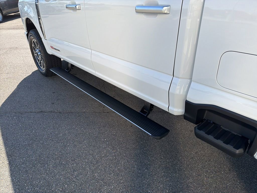 New 2026 Ford F250 Platinum w/ Platinum Plus Package image 17
