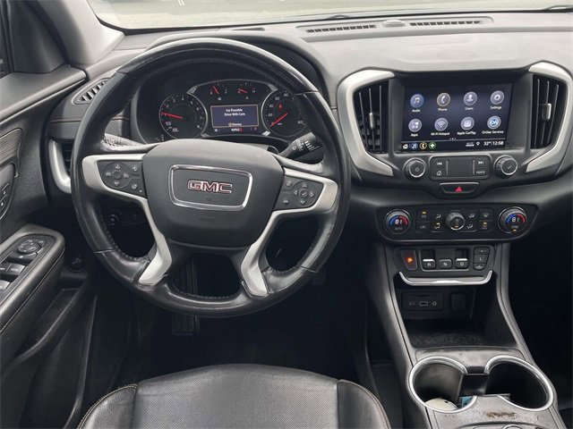 Used 2021 GMC Terrain SLT w/ Elevation Edition image 3