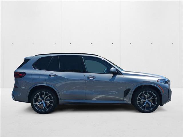 Used 2026 BMW X5 xDrive40i w/ M Sport Package AWD/4WD image 6