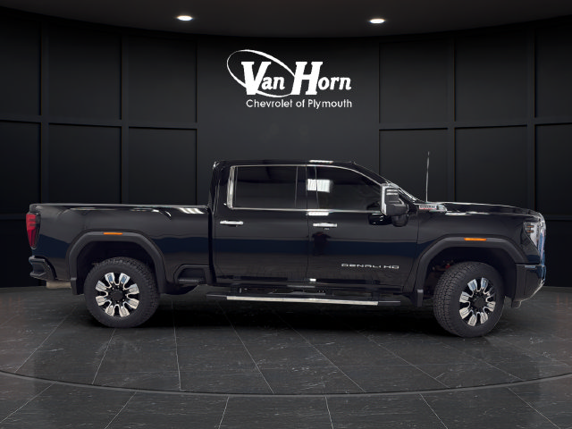 Used 2024 GMC Sierra 3500 Denali w/ Technology Package AWD/4WD image 8