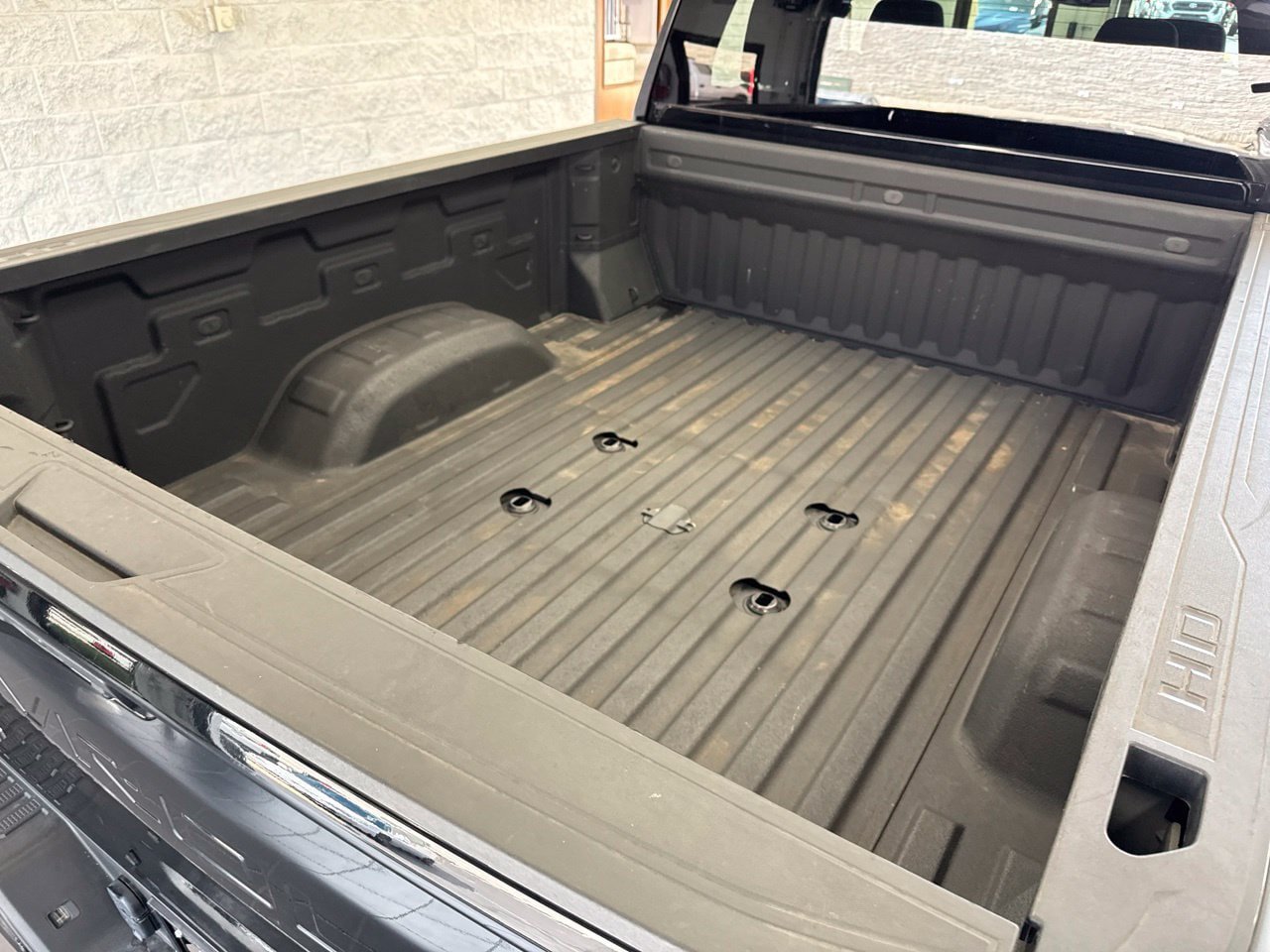 Used 2024 Chevrolet Silverado 2500 Custom w/ Custom Value Package AWD/4WD image 9