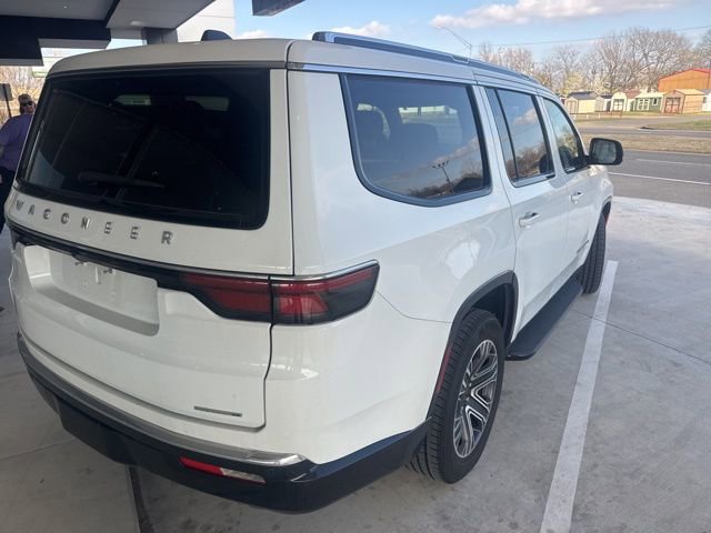 Used 2024 Jeep Wagoneer Series II w/ Flexible Seating Group image 4