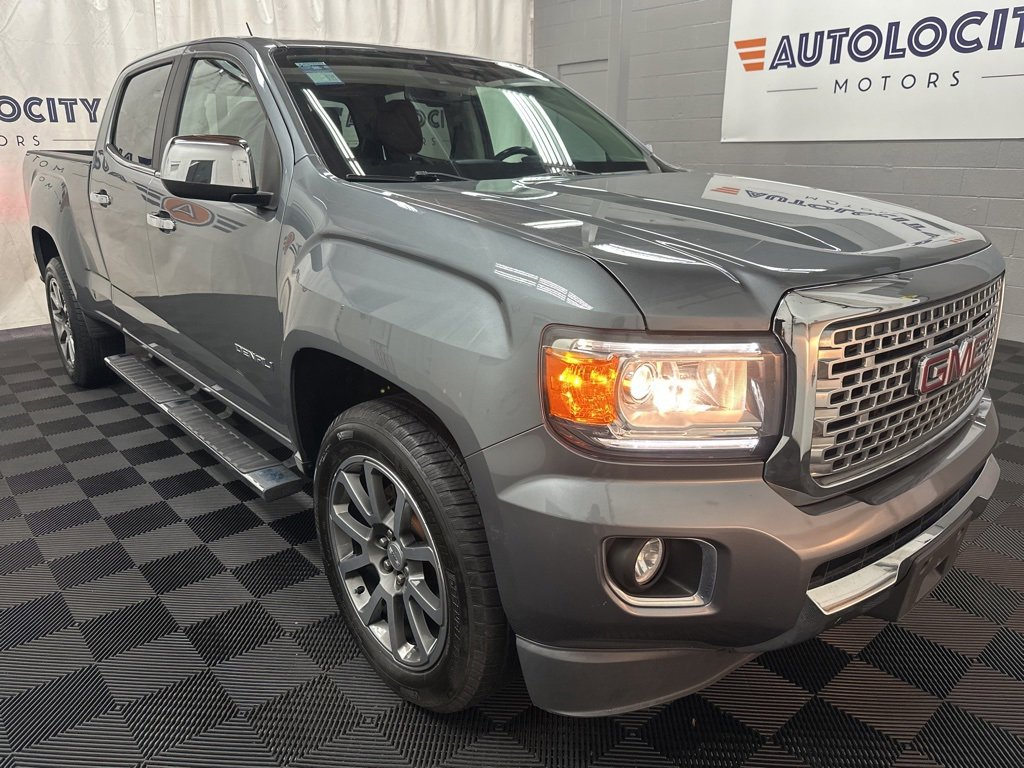 Used 2019 GMC Canyon Denali image 3