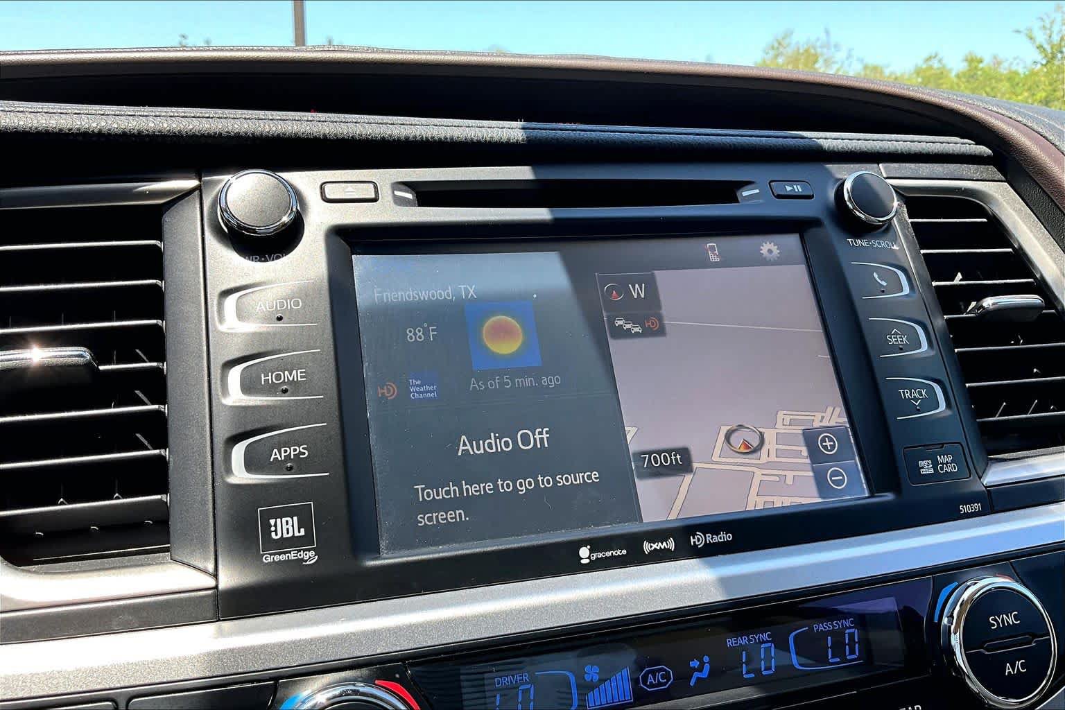 Used 2018 Toyota Highlander Limited FWD image 34