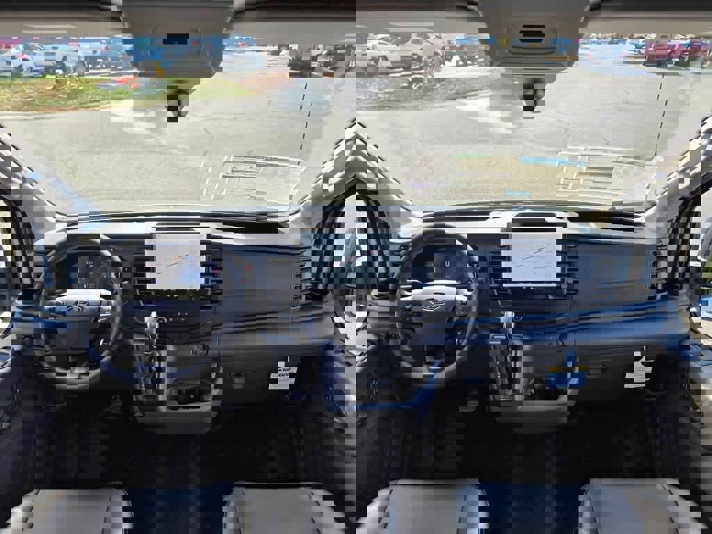 New 2026 Ford Transit 250 148 Medium Roof image 15