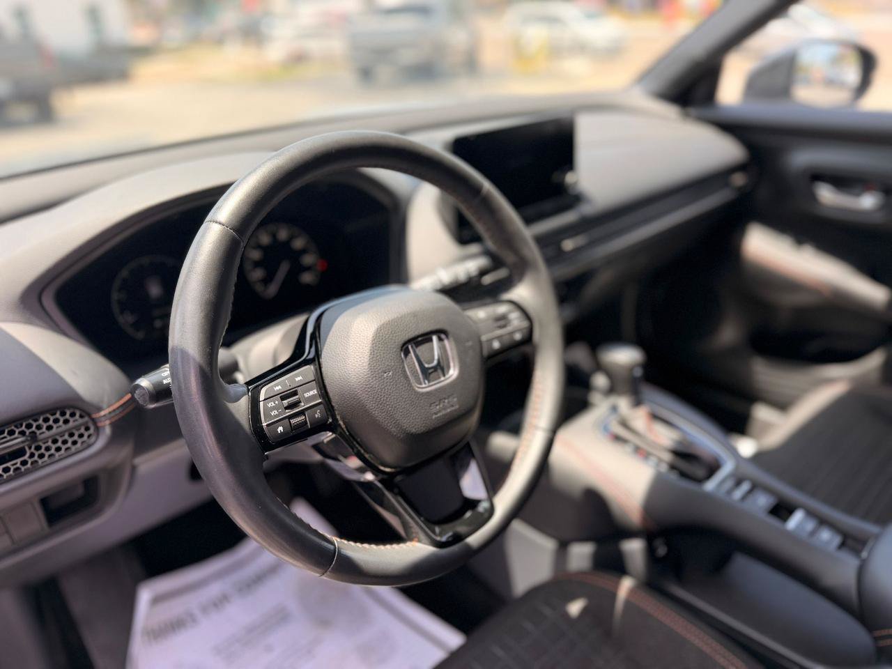 Used 2024 Honda HR-V Sport image 11