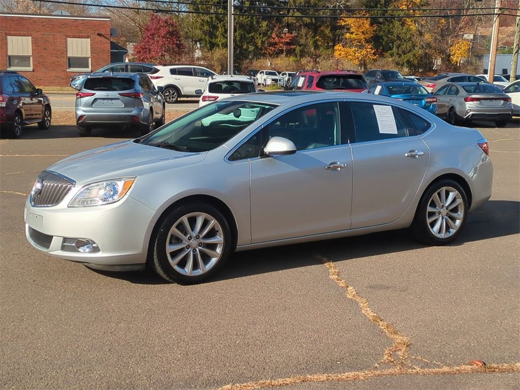 Used 2013 Buick Verano Leather image 2