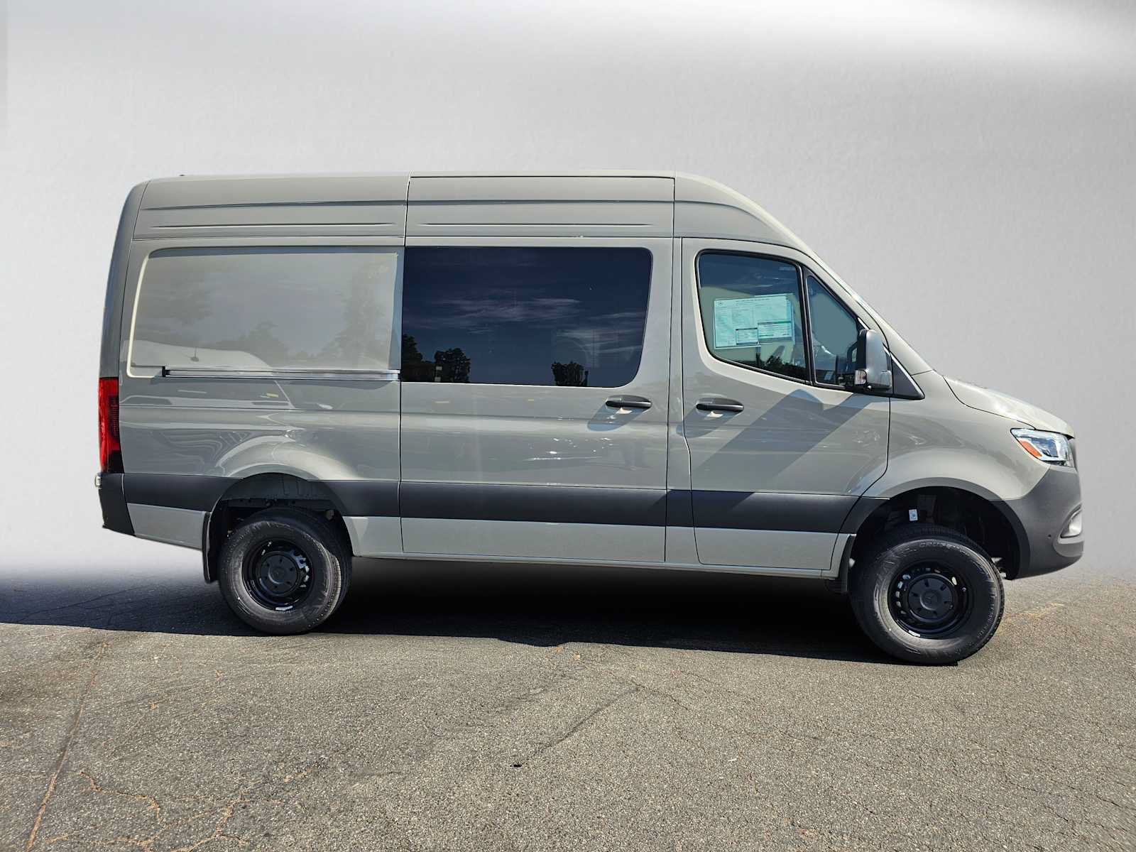New 2026 Mercedes-Benz Sprinter 2500 image 2