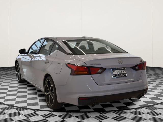 Used 2025 Nissan Altima 2.5 SR image 10