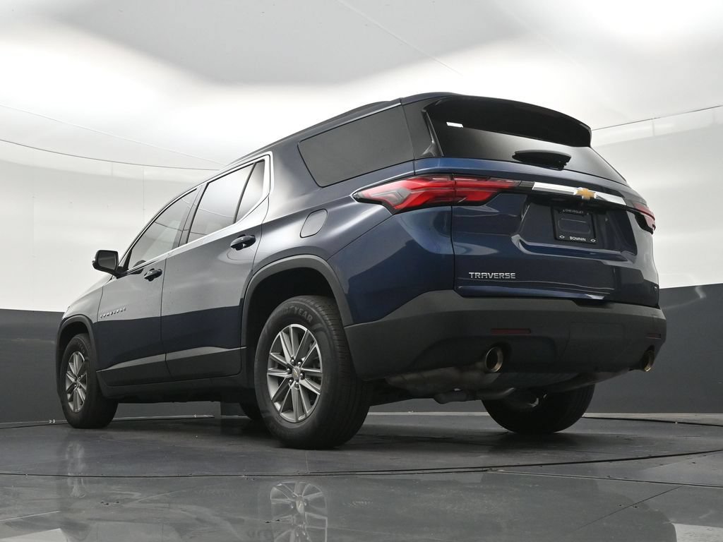 Used 2023 Chevrolet Traverse LT FWD image 26