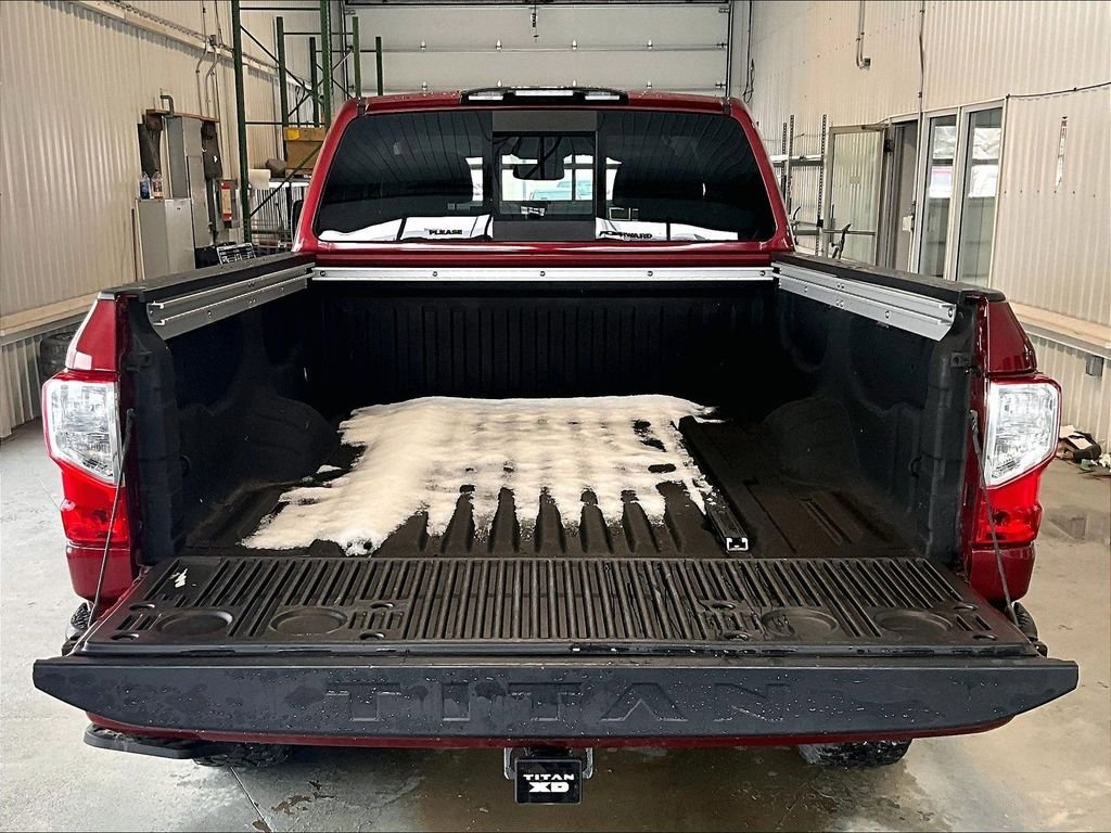 Used 2018 Nissan Titan PRO-4X w/ Pro-4x Convenience Package AWD/4WD image 30