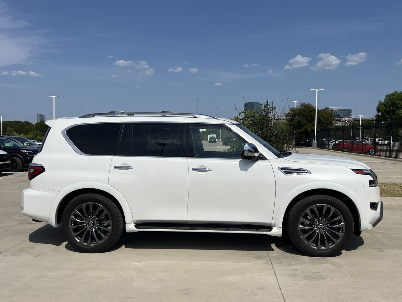 Used 2024 Nissan Armada Platinum w/ Cargo Package RWD image 3
