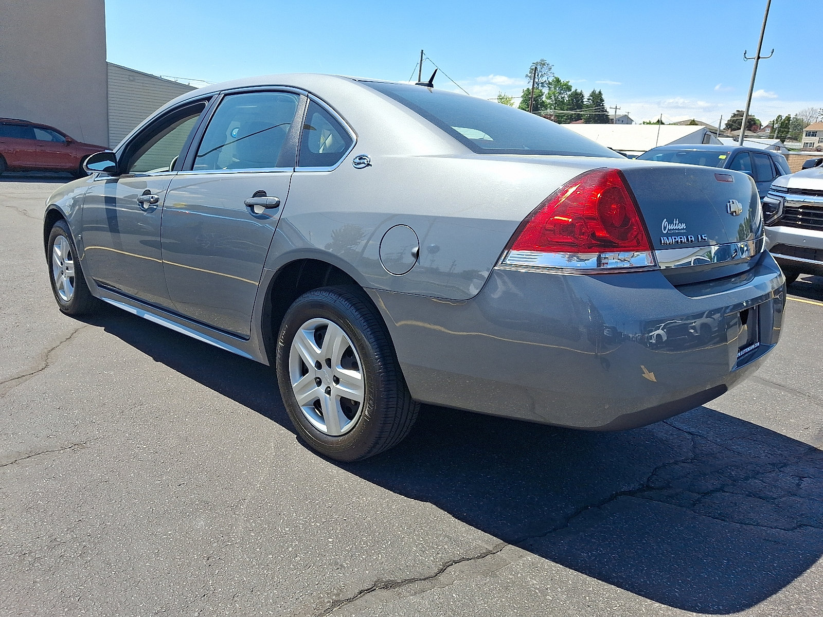 Used 2009 Chevrolet Impala LS FWD image 3