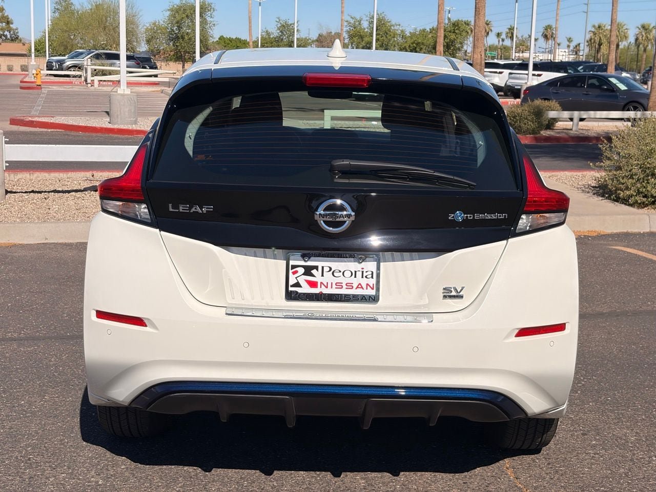 Certified 2022 Nissan Leaf SV Plus FWD image 5
