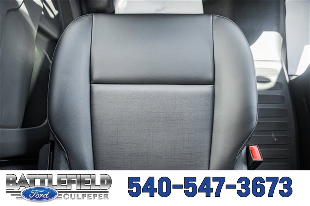 New 2025 Ford Transit 250 148 Medium Roof image 31