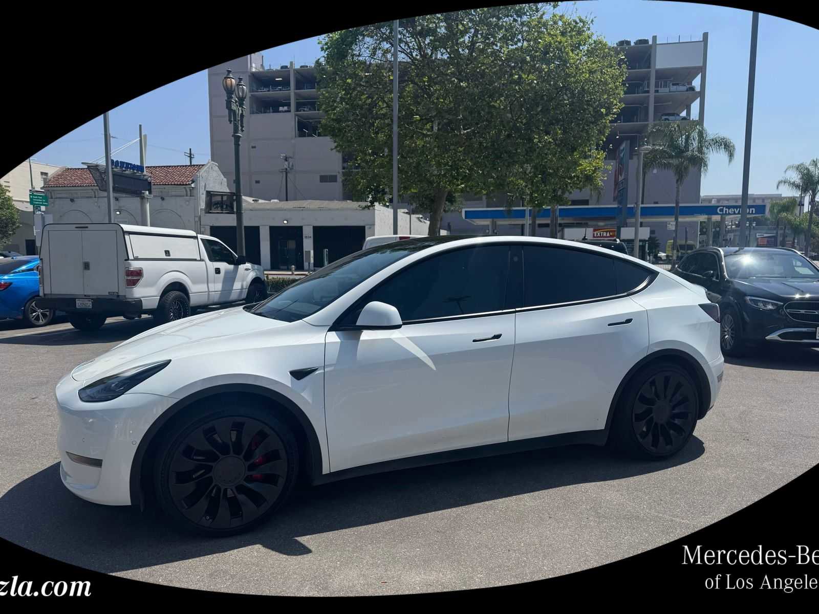 Used 2022 Tesla Model Y Performance image 1