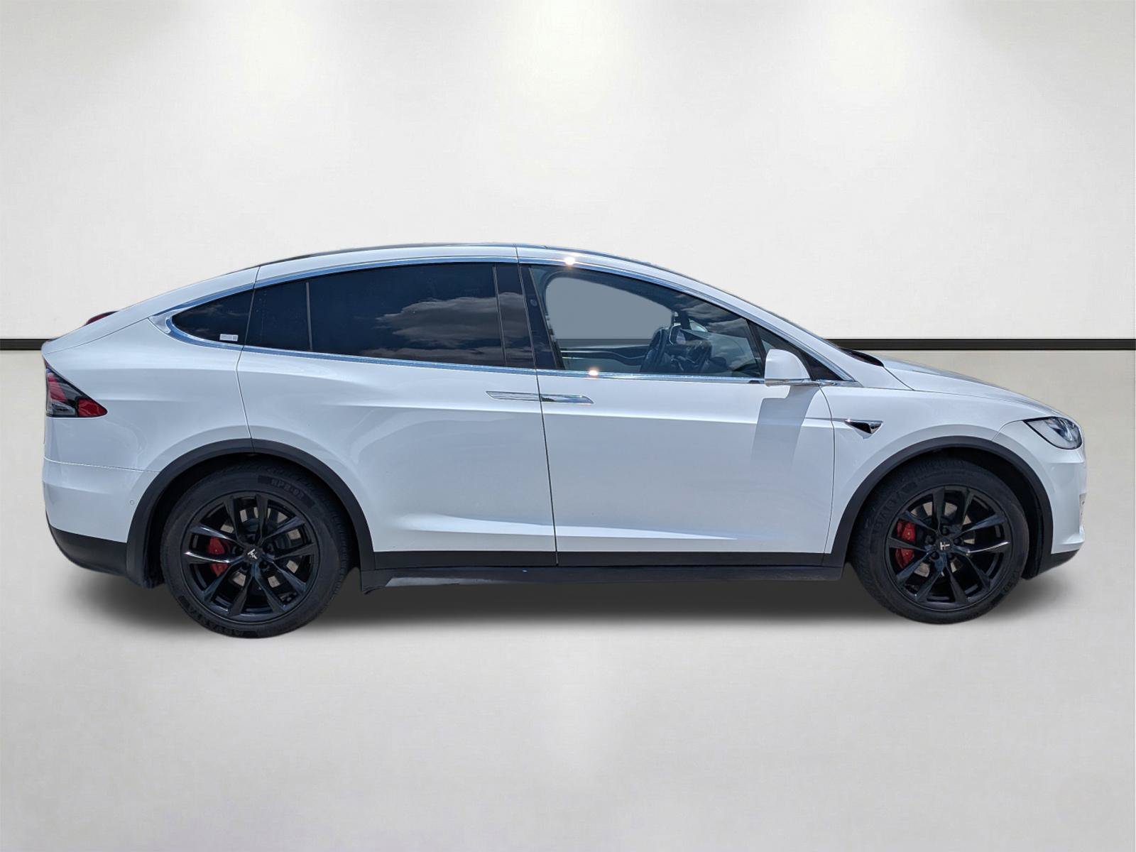 Used 2021 Tesla Model X Performance AWD/4WD image 3