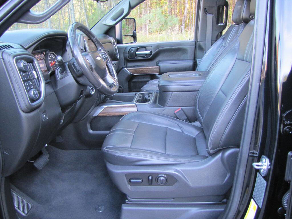 Used 2020 Chevrolet Silverado 3500 High Country AWD/4WD image 13