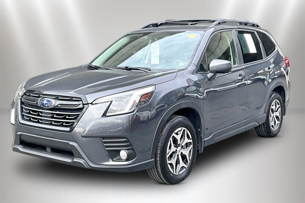 Certified 2023 Subaru Forester Premium image 3
