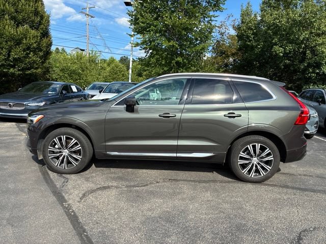Used 2022 Volvo XC60 B5 Inscription w/ Advanced Package AWD/4WD image 2