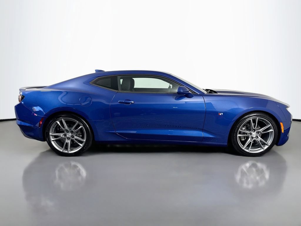 Used 2019 Chevrolet Camaro LT w/ RS Package image 4