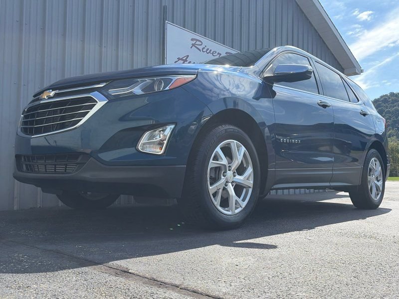 Used 2019 Chevrolet Equinox Premier w/ LPO, Floor Liner Package AWD/4WD image 16