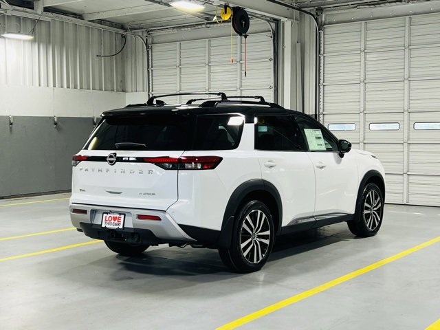 New 2025 Nissan Pathfinder Platinum image 21