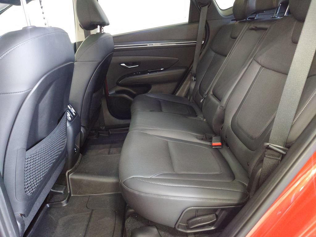 Used 2023 Hyundai Tucson Limited AWD/4WD image 26