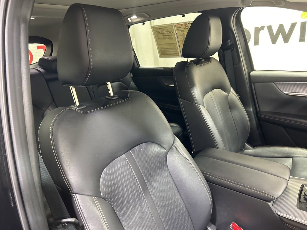 Used 2025 MAZDA CX-90 3.3 Turbo w/ Premium Sport Pkg image 14