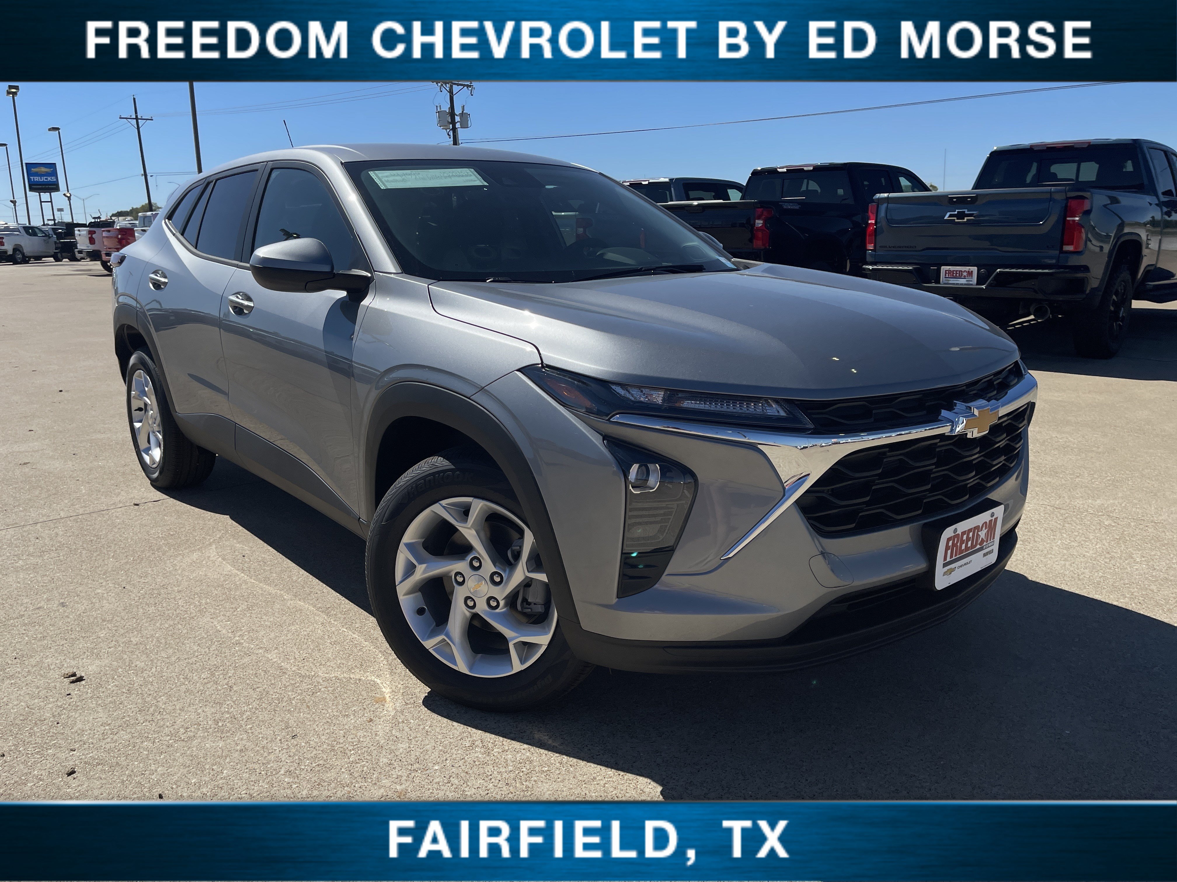 New 2026 Chevrolet Trax LS w/ LS Convenience Package FWD image 1
