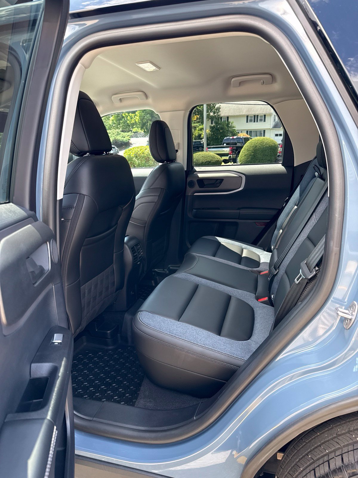 Used 2025 Ford Bronco Sport Outer Banks w/ Outer Banks Tech Package+ AWD/4WD image 17
