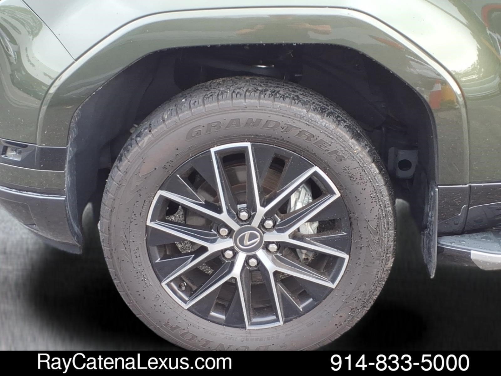Certified 2024 Lexus GX 550 w/ Accessory Package (Z1) AWD/4WD image 8