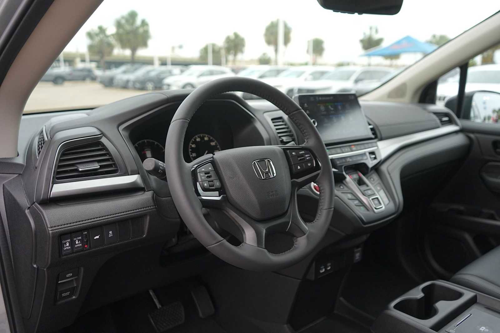 Certified 2026 Honda Odyssey EX-L image 2