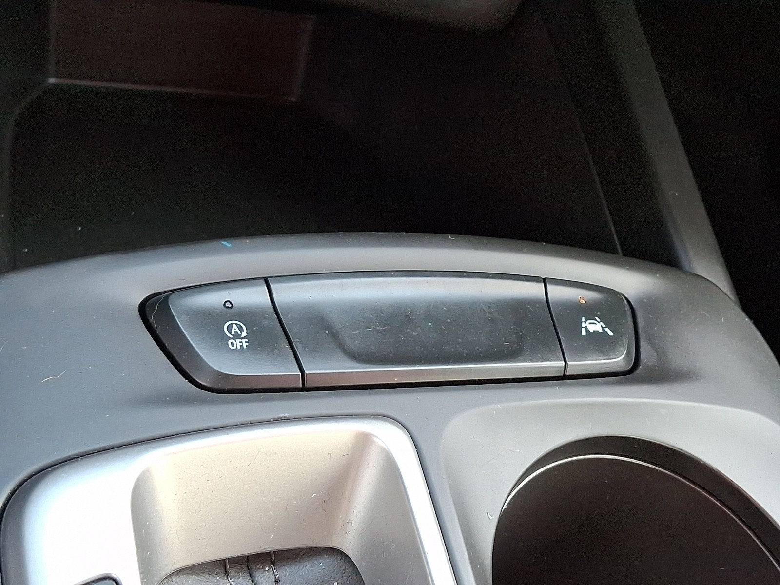 Used 2025 Chevrolet Trax LS FWD image 22