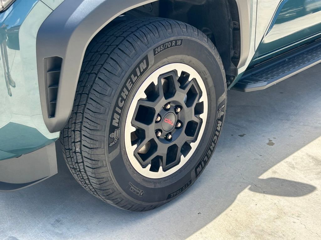 Used 2025 Toyota 4Runner TRD Off-Road AWD/4WD image 9