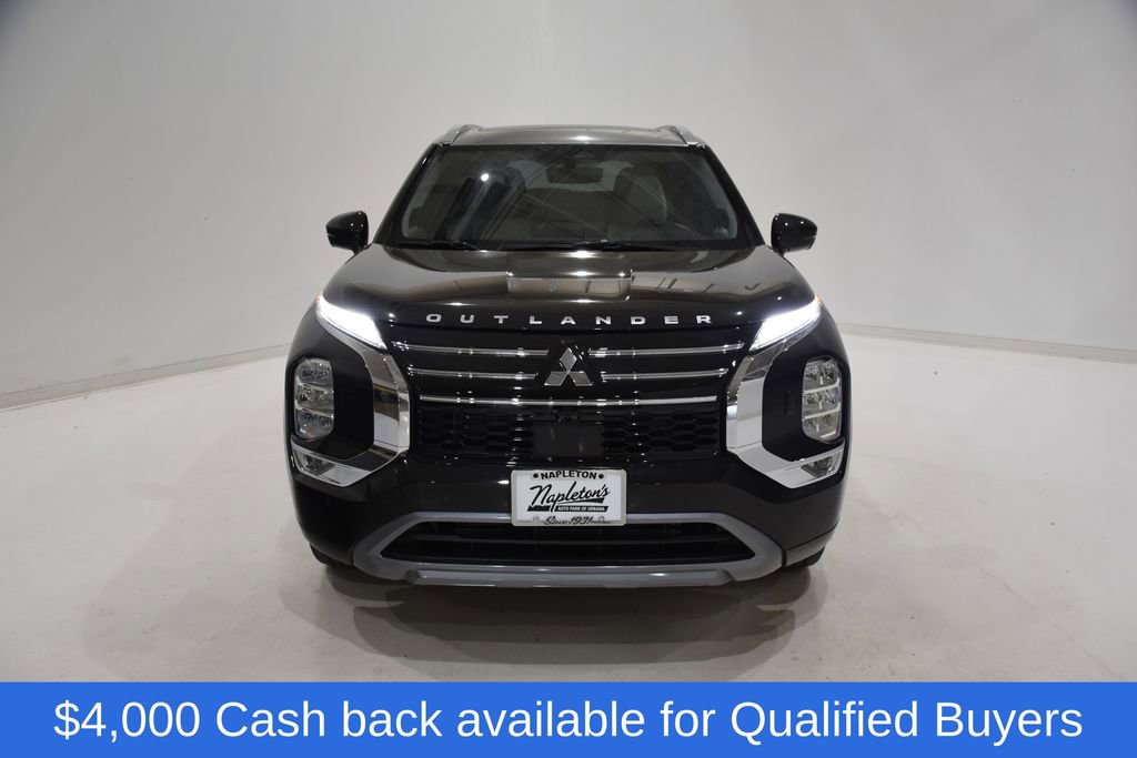 New 2025 Mitsubishi Outlander AWD image 2