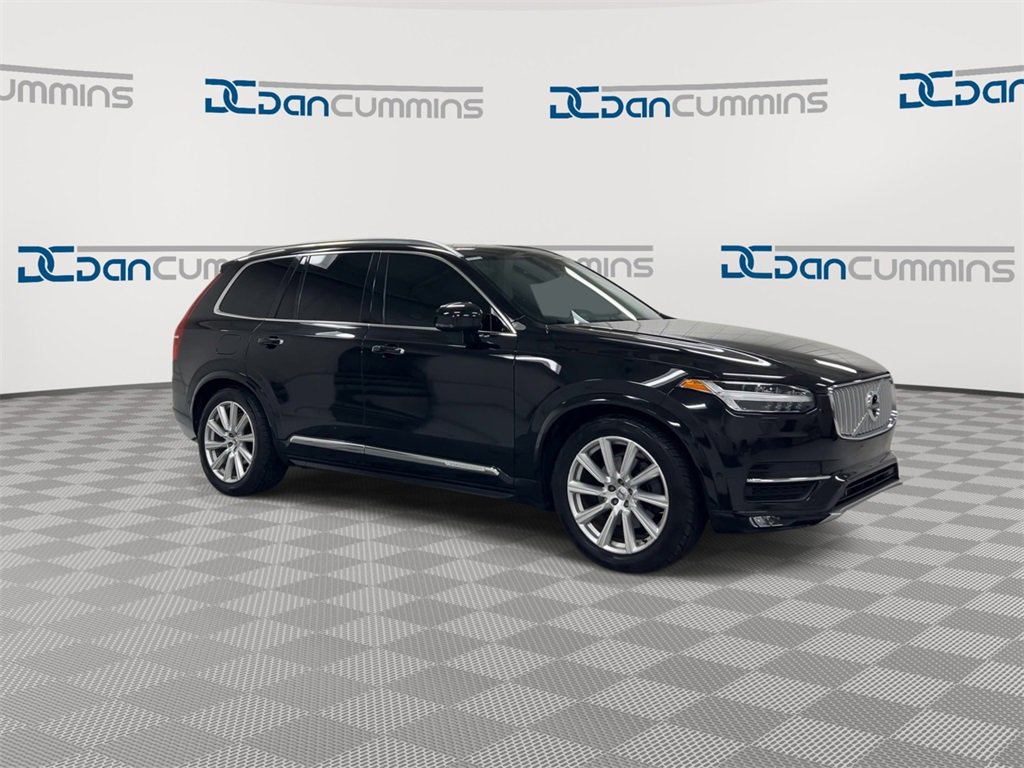 Used 2017 Volvo XC90 T6 Inscription w/ Vision Package image 2