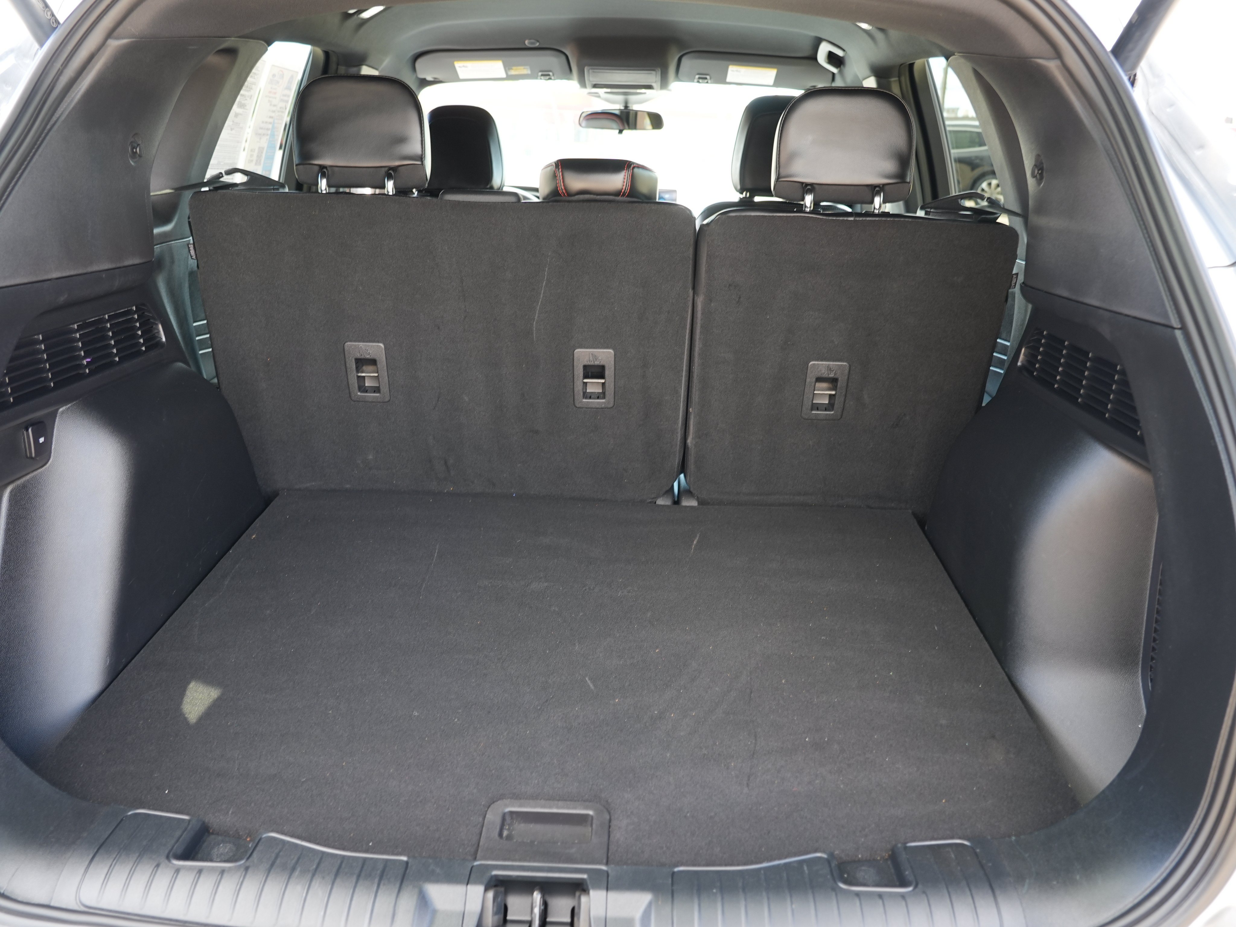 Used 2024 Ford Escape ST-Line w/ Tech Pack #1 AWD/4WD image 29