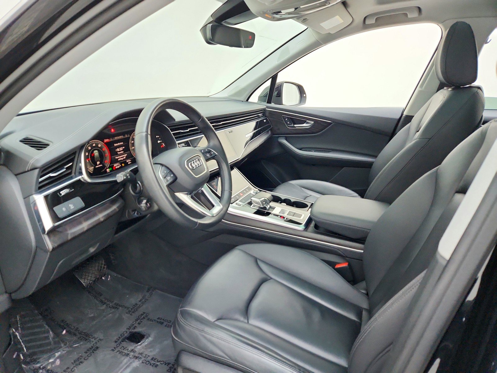 Used 2023 Audi Q7 3.0T Premium Plus w/ Premium Plus Package AWD/4WD image 16